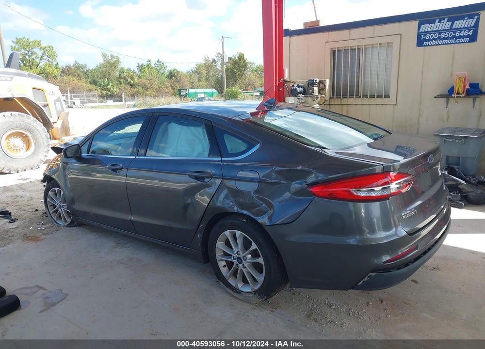 2019 FORD FUSION SE VIN: 3FA6P0HD2KR162167