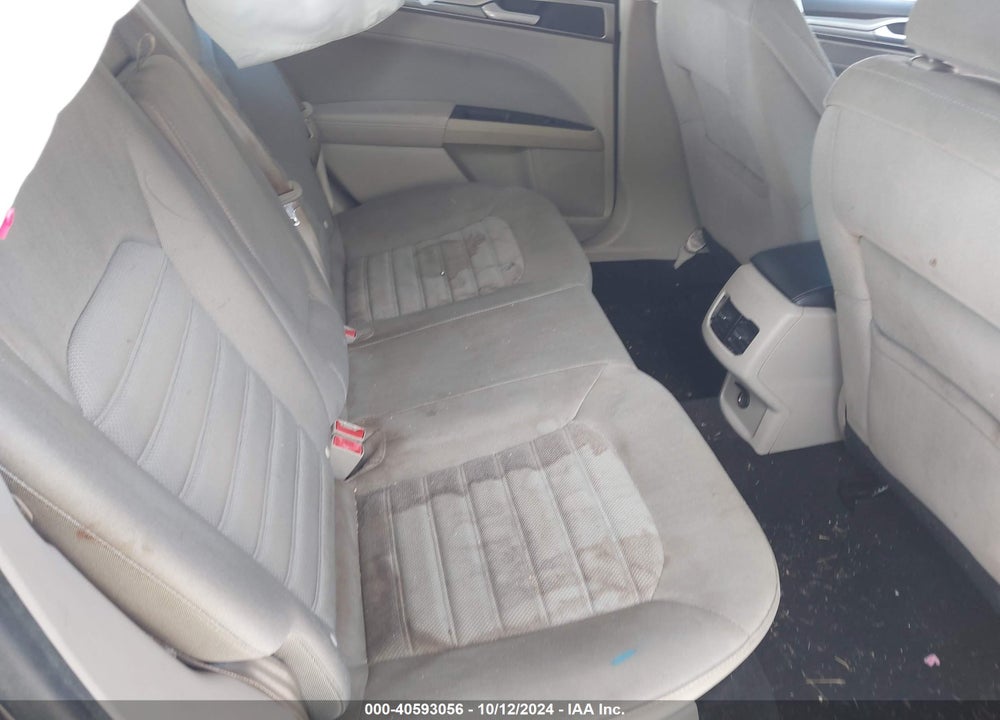 2019 FORD FUSION SE VIN: 3FA6P0HD2KR162167