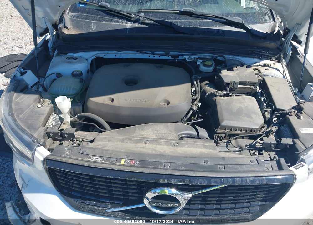 2020 VOLVO XC40 T5 R-DESIGN VIN: YV4162UM3L2242489