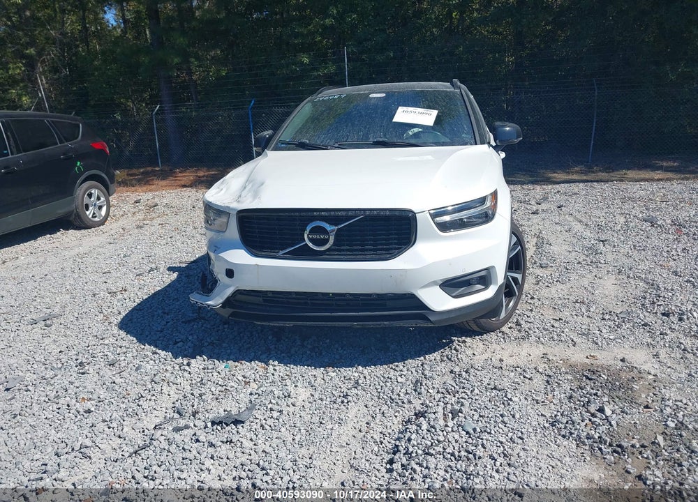 2020 VOLVO XC40 T5 R-DESIGN VIN: YV4162UM3L2242489