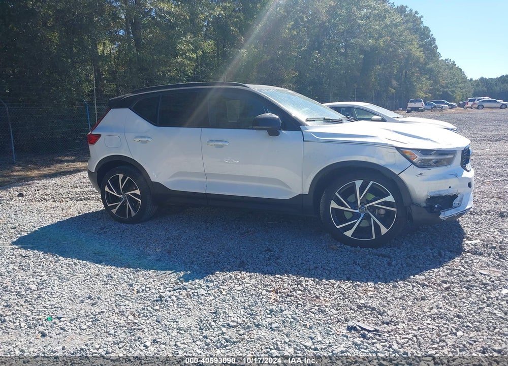2020 VOLVO XC40 T5 R-DESIGN VIN: YV4162UM3L2242489