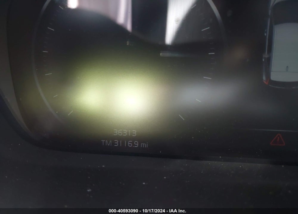 2020 VOLVO XC40 T5 R-DESIGN VIN: YV4162UM3L2242489