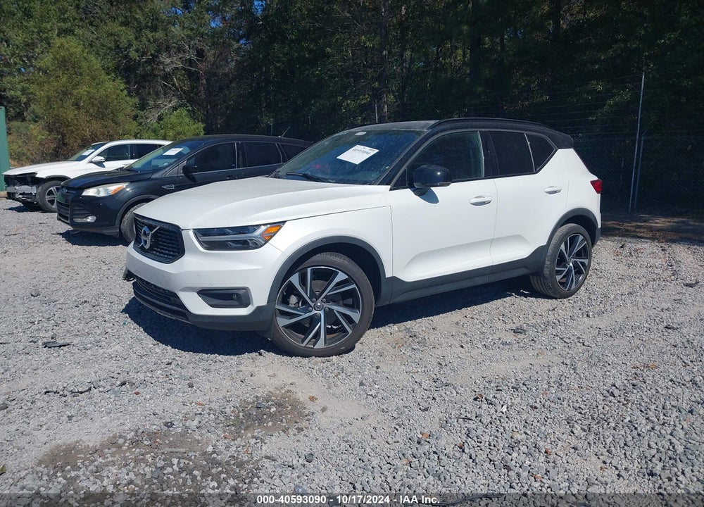 2020 VOLVO XC40 T5 R-DESIGN VIN: YV4162UM3L2242489
