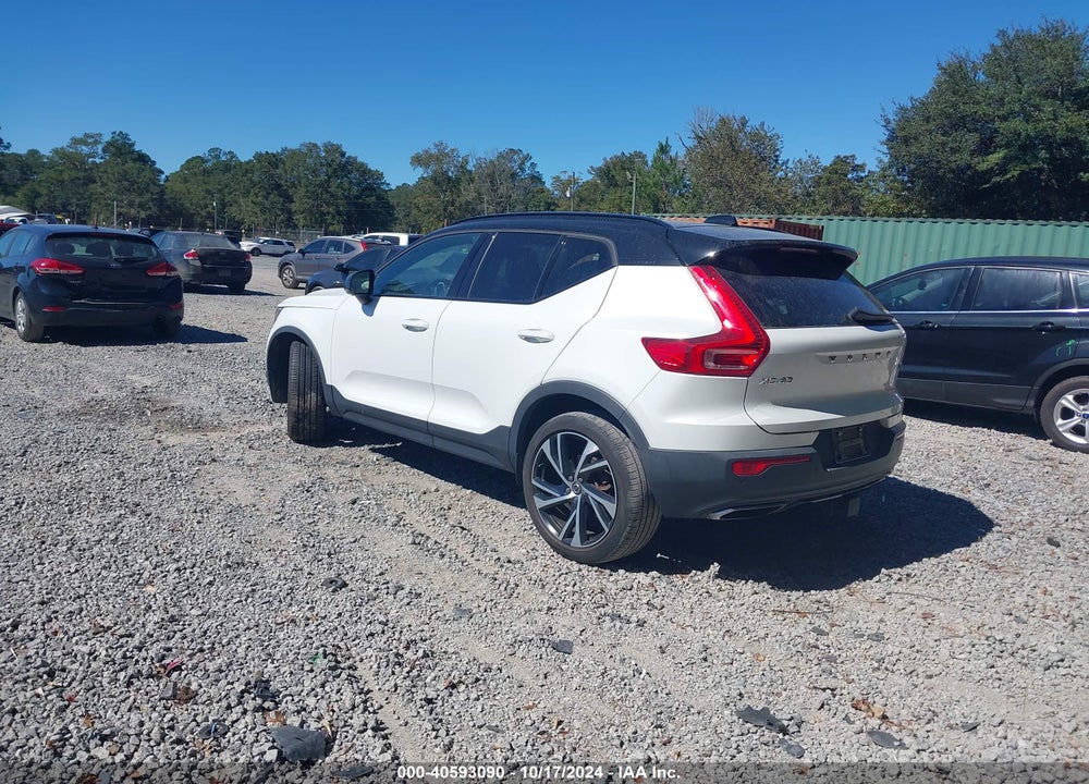 2020 VOLVO XC40 T5 R-DESIGN VIN: YV4162UM3L2242489