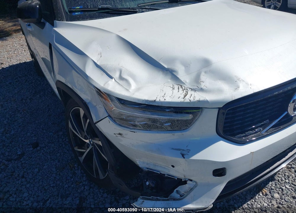 2020 VOLVO XC40 T5 R-DESIGN VIN: YV4162UM3L2242489