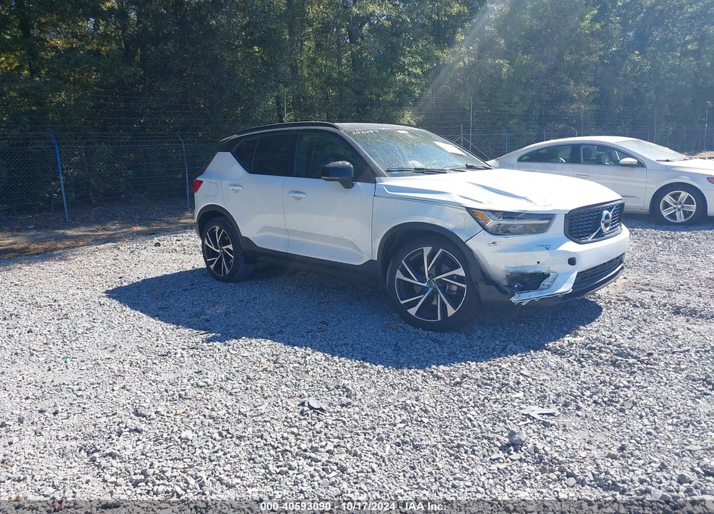 2020 VOLVO XC40 T5 R-DESIGN VIN: YV4162UM3L2242489