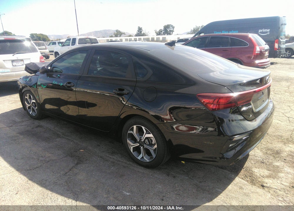 2021 KIA FORTE LXS VIN: 3KPF24AD7ME330485