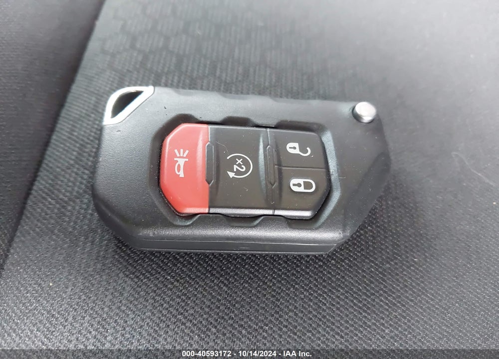 2023 JEEP WRANGLER 4-DOOR RUBICON 4X4 VIN: 1C4JJXFG6PW560756