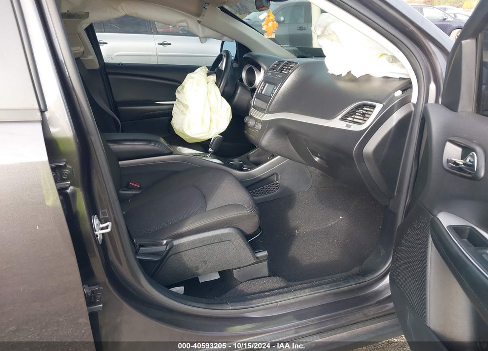 2019 DODGE JOURNEY SE VIN: 3C4PDCBB1KT859347