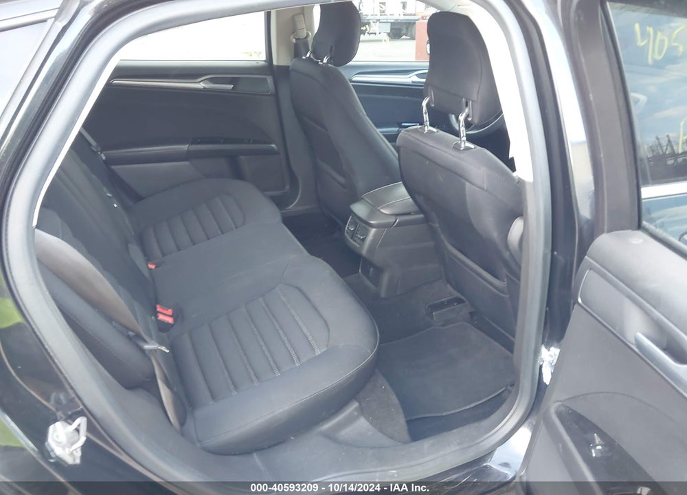 2014 FORD FUSION SE VIN: 3FA6P0H7XER354418