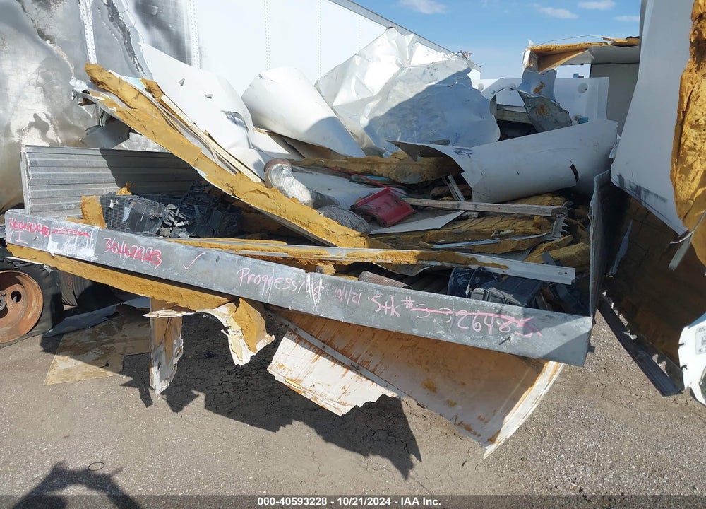 2016 UTILITY TRAILER MFG --- VIN: 1UYVS2530GU486005