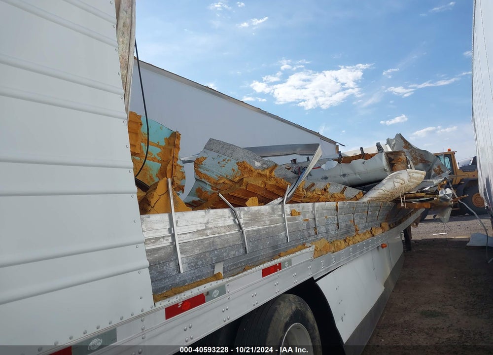 2016 UTILITY TRAILER MFG --- VIN: 1UYVS2530GU486005