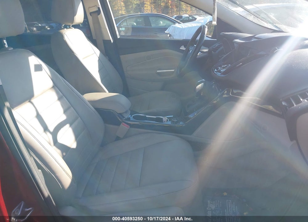 2016 FORD ESCAPE TITANIUM VIN: 1FMCU9JX1GUA00752