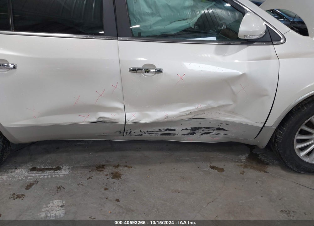 2011 BUICK ENCLAVE 1XL VIN: 5GAKRBED6BJ394298
