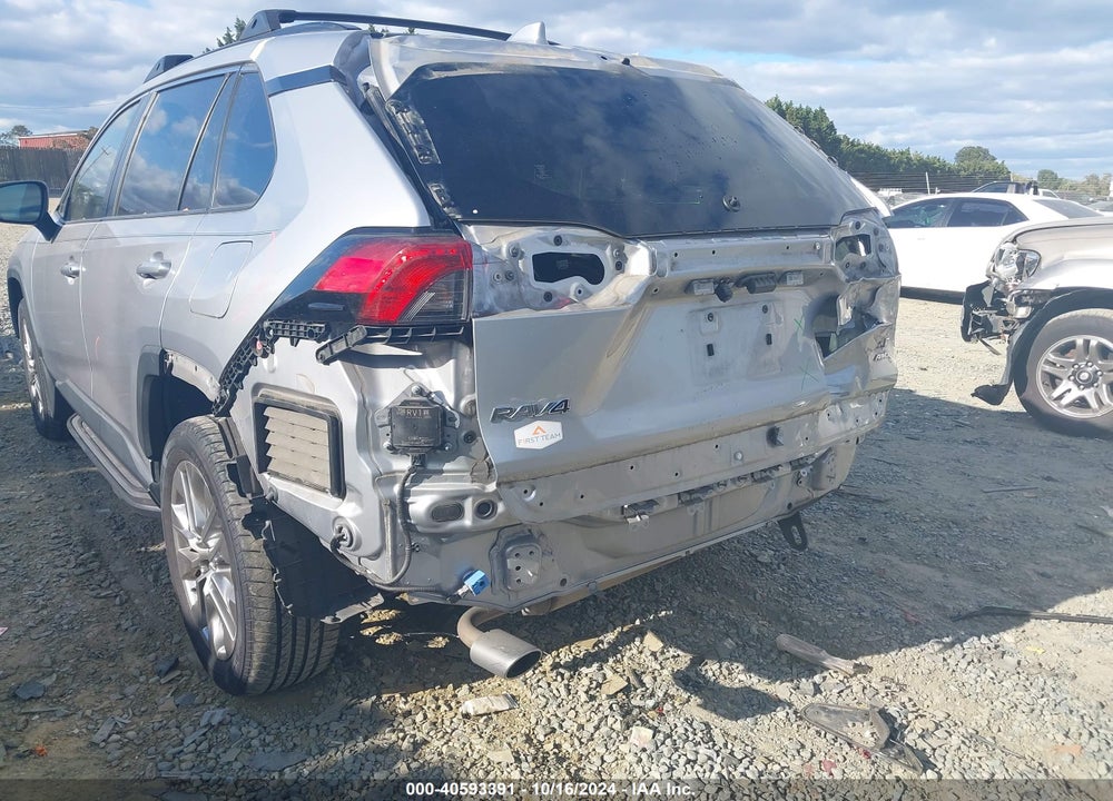 2019 TOYOTA RAV4 XLE PREMIUM VIN: JTMA1RFV3KD510282