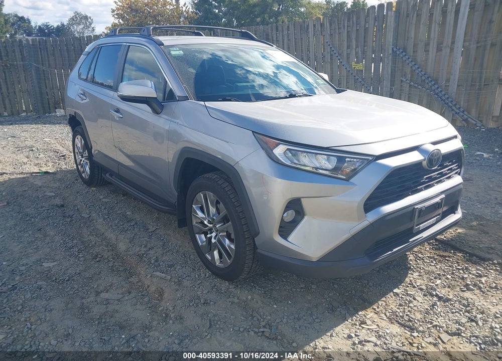 2019 TOYOTA RAV4 XLE PREMIUM VIN: JTMA1RFV3KD510282