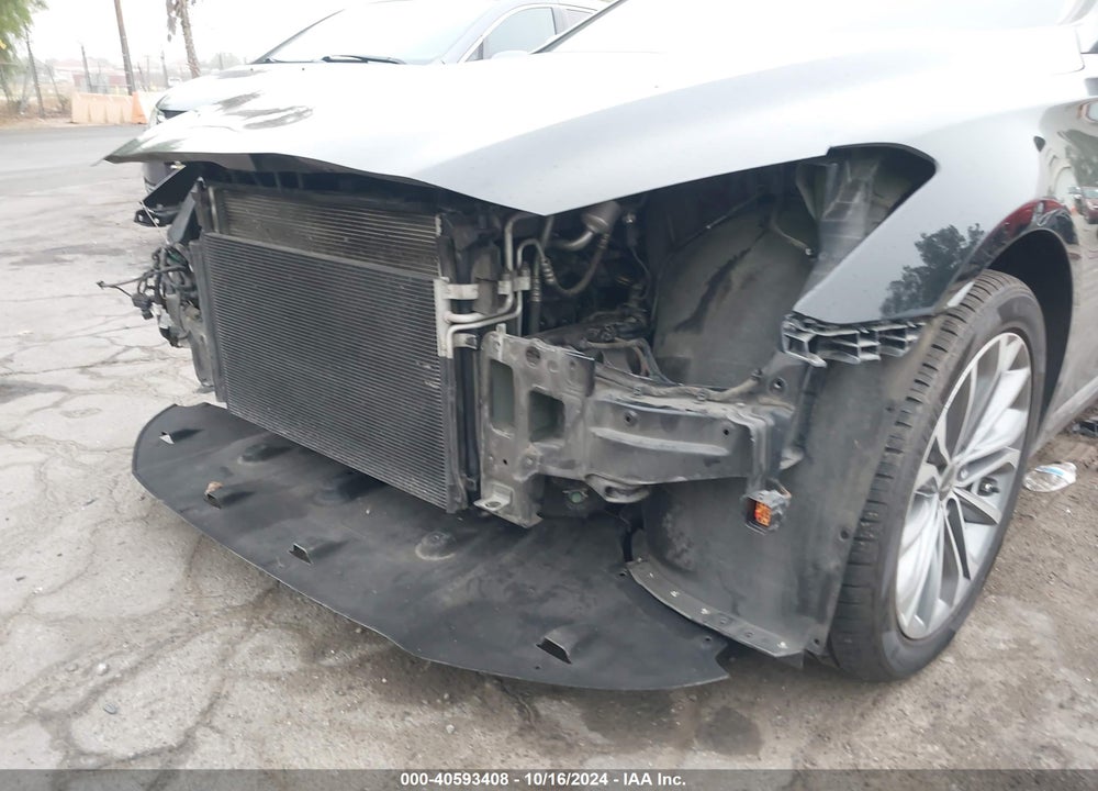 2016 HYUNDAI GENESIS 3.8 VIN: KMHGN4JE1GU140462