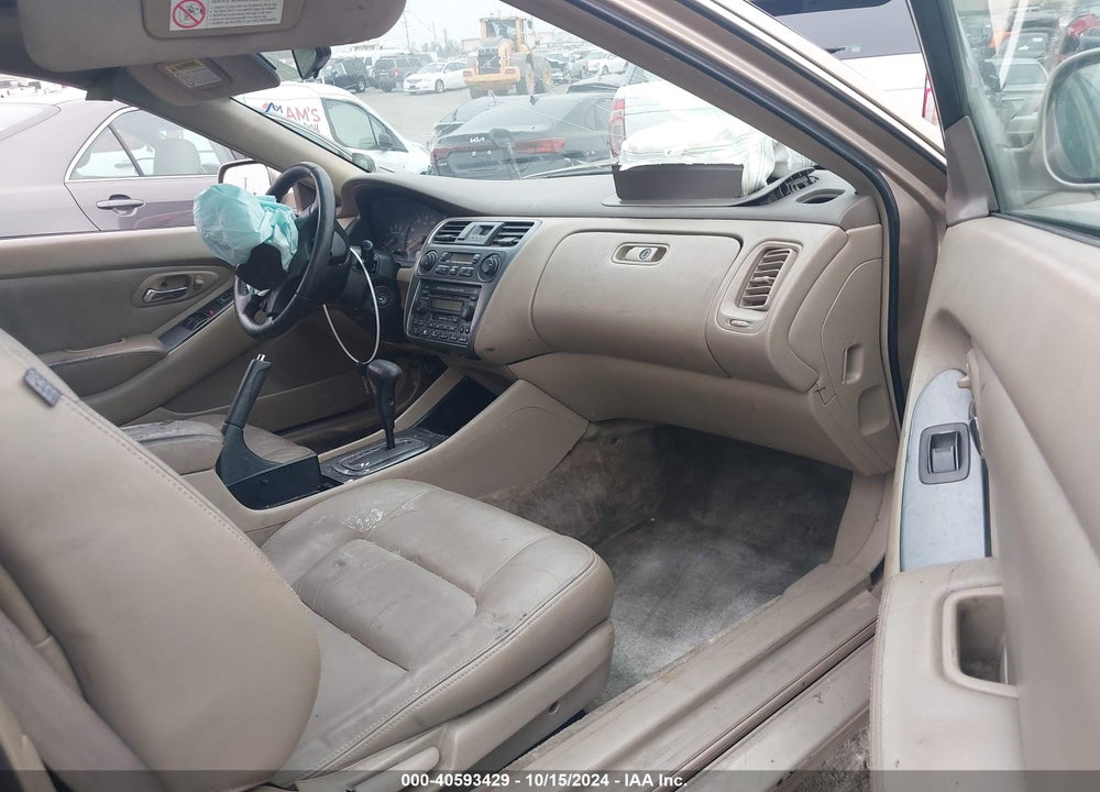 2002 HONDA ACCORD 3.0 EX VIN: 1HGCG22572A003313