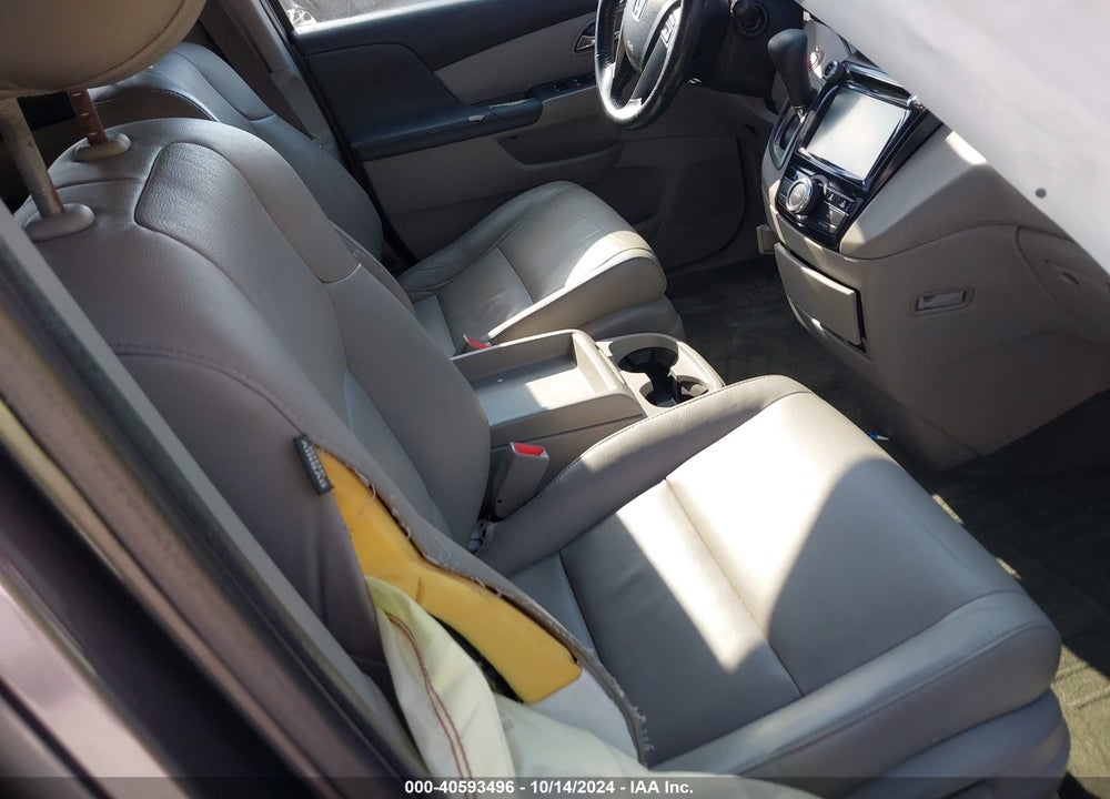 2015 HONDA ODYSSEY EX-L VIN: 5FNRL5H60FB052095