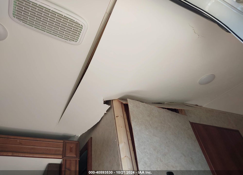2017 JAYCO EAGLE VIN: 1UJBJ0BT8H1CB0153