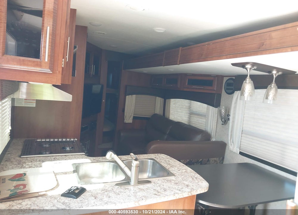 2017 JAYCO EAGLE VIN: 1UJBJ0BT8H1CB0153