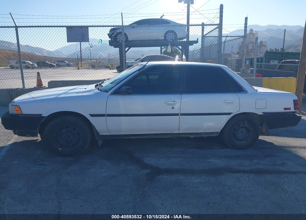1990 TOYOTA CAMRY DLX VIN: JT2SV21E0L0337622