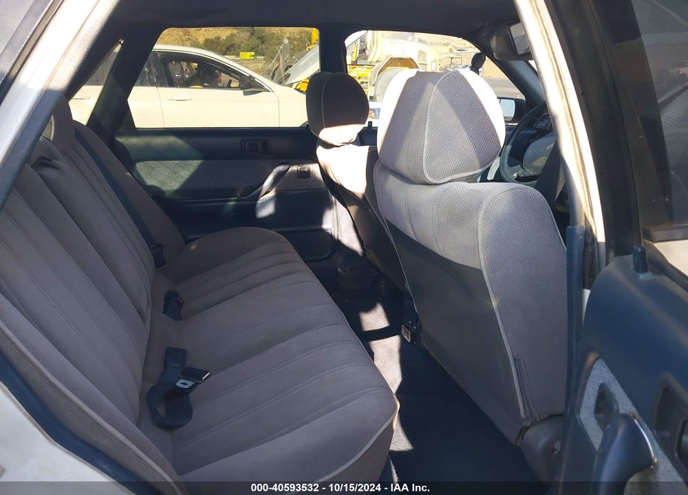 1990 TOYOTA CAMRY DLX VIN: JT2SV21E0L0337622