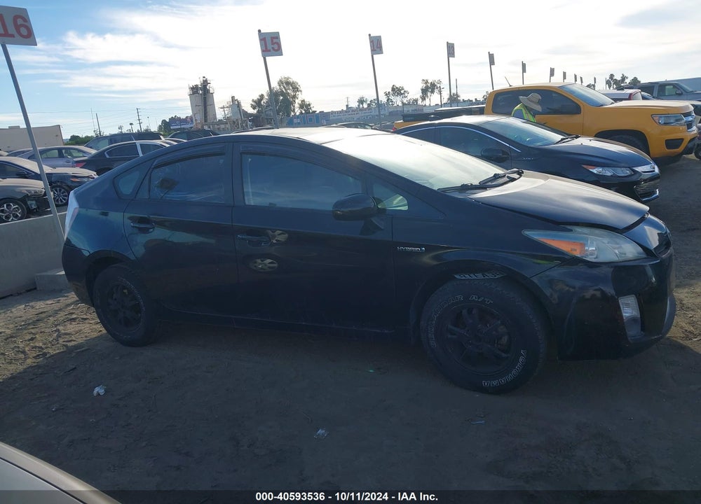 2011 TOYOTA PRIUS THREE VIN: JTDKN3DUXB5321056