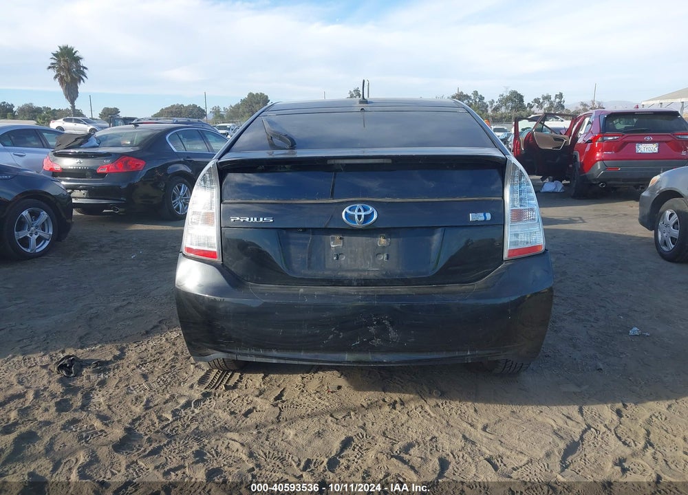 2011 TOYOTA PRIUS THREE VIN: JTDKN3DUXB5321056
