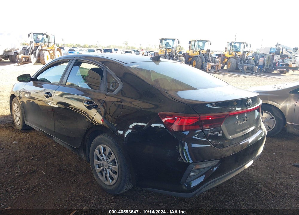 2019 KIA FORTE FE VIN: 3KPF24AD4KE010070