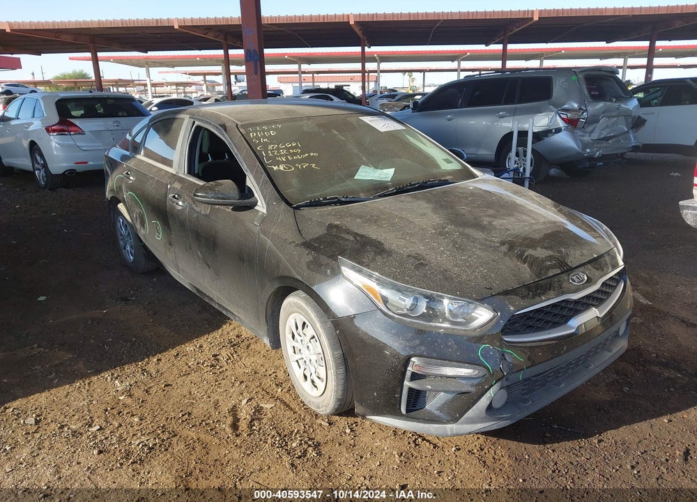 2019 KIA FORTE FE VIN: 3KPF24AD4KE010070