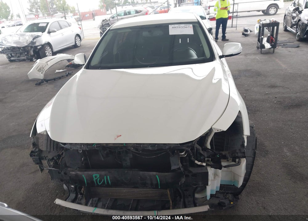 2017 INFINITI Q50 2.0T BASE VIN: JN1CV7AP8HM640869