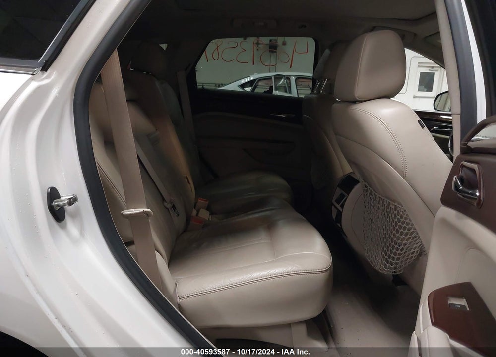 2010 CADILLAC SRX LUXURY COLLECTION VIN: 3GYFNAEY5AS636059