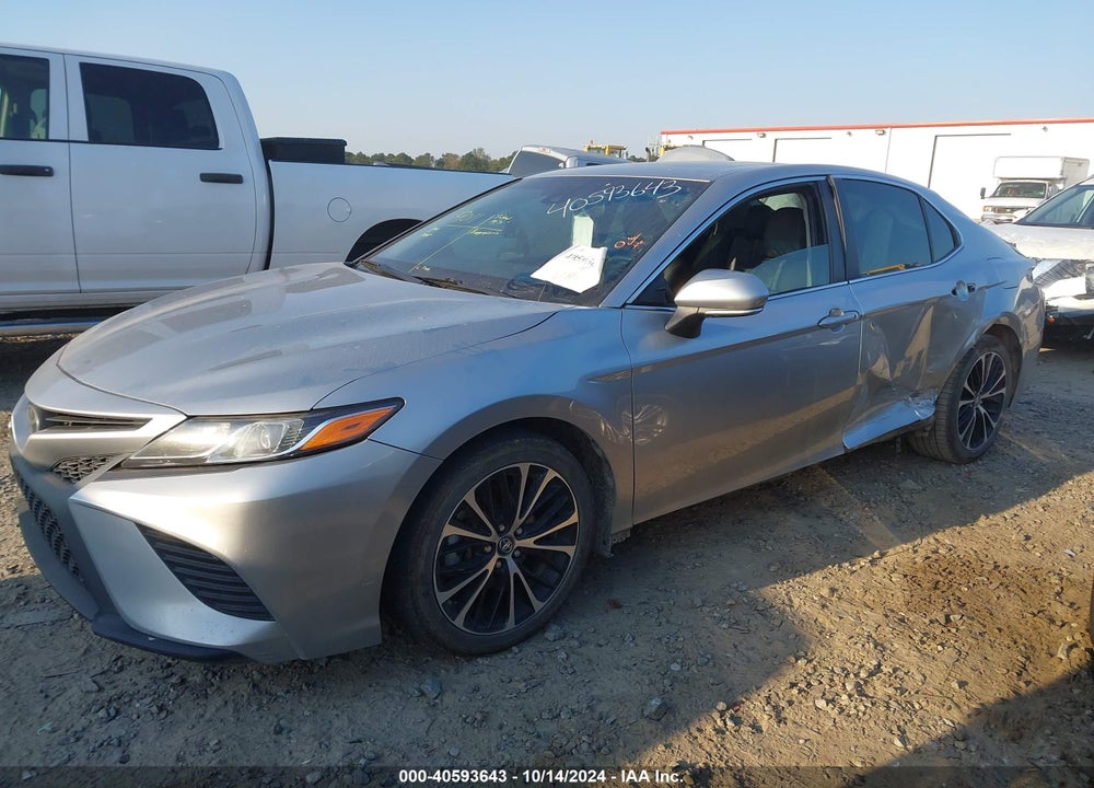 2018 TOYOTA CAMRY SE VIN: 4T1B11HK5JU028254