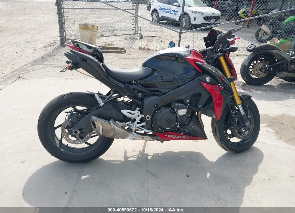 2016 SUZUKI GSX-S1000A VIN: JS1GT7AA1G2100249