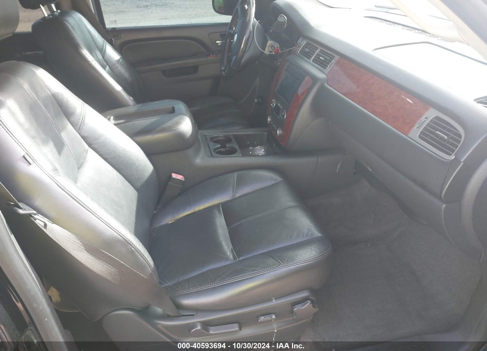 2010 CHEVROLET TAHOE LT VIN: 1GNMCBE33AR231633