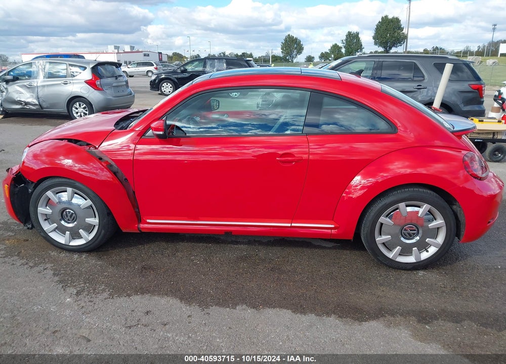 2017 VOLKSWAGEN BEETLE 1.8T SE/1.8T SEL VIN: 3VWJ17AT6HM631487