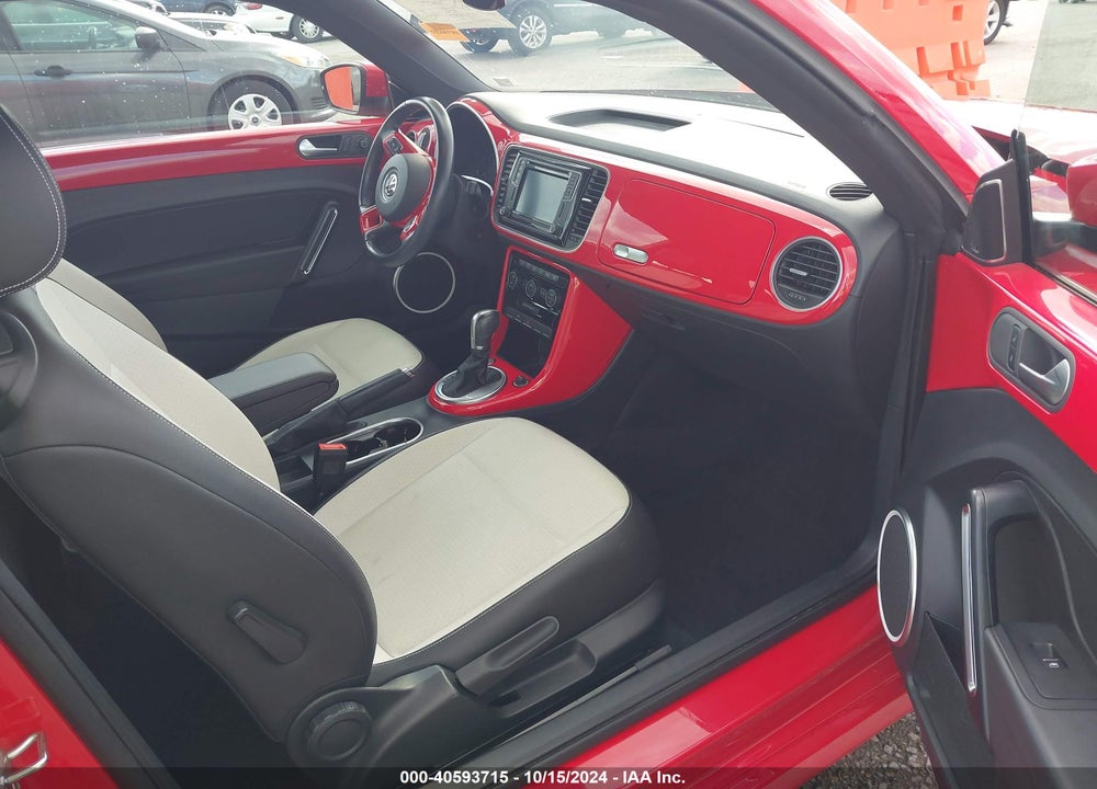 2017 VOLKSWAGEN BEETLE 1.8T SE/1.8T SEL VIN: 3VWJ17AT6HM631487