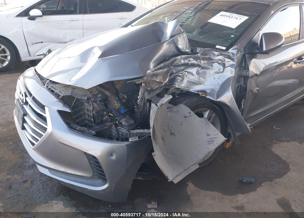2018 HYUNDAI ELANTRA SEL VIN: 5NPD84LF9JH343251