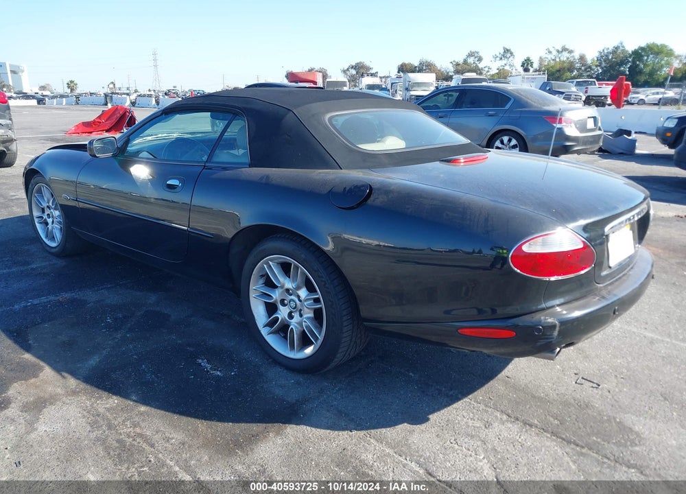 2002 JAGUAR XK8 VIN: SAJDA42C22NA25070