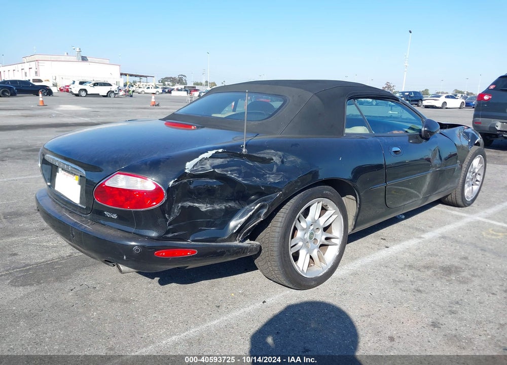 2002 JAGUAR XK8 VIN: SAJDA42C22NA25070