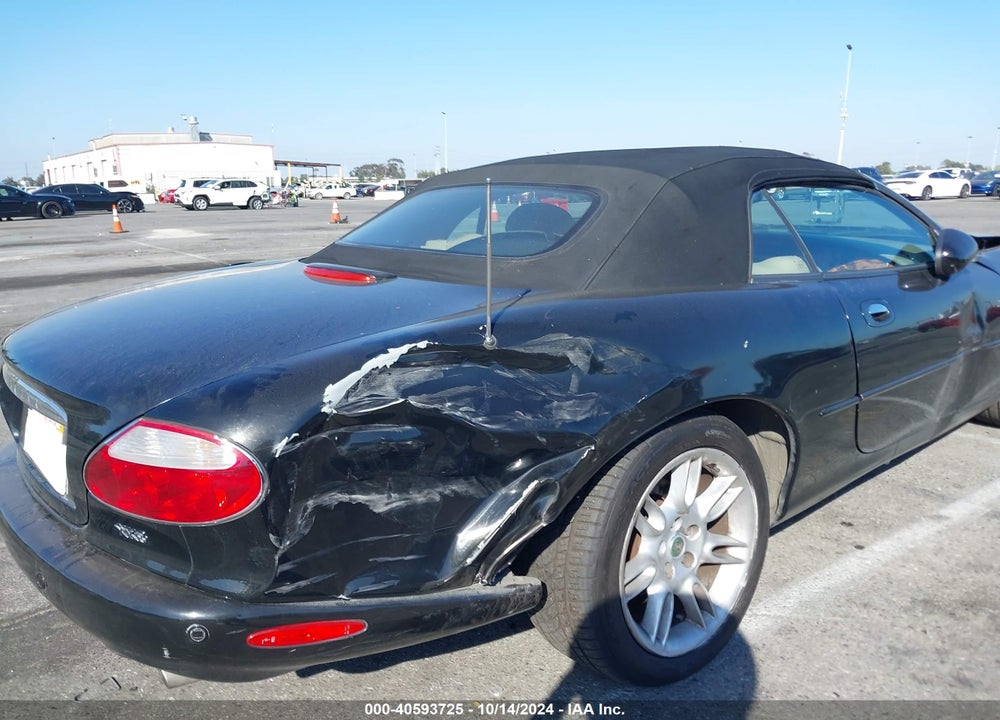 2002 JAGUAR XK8 VIN: SAJDA42C22NA25070