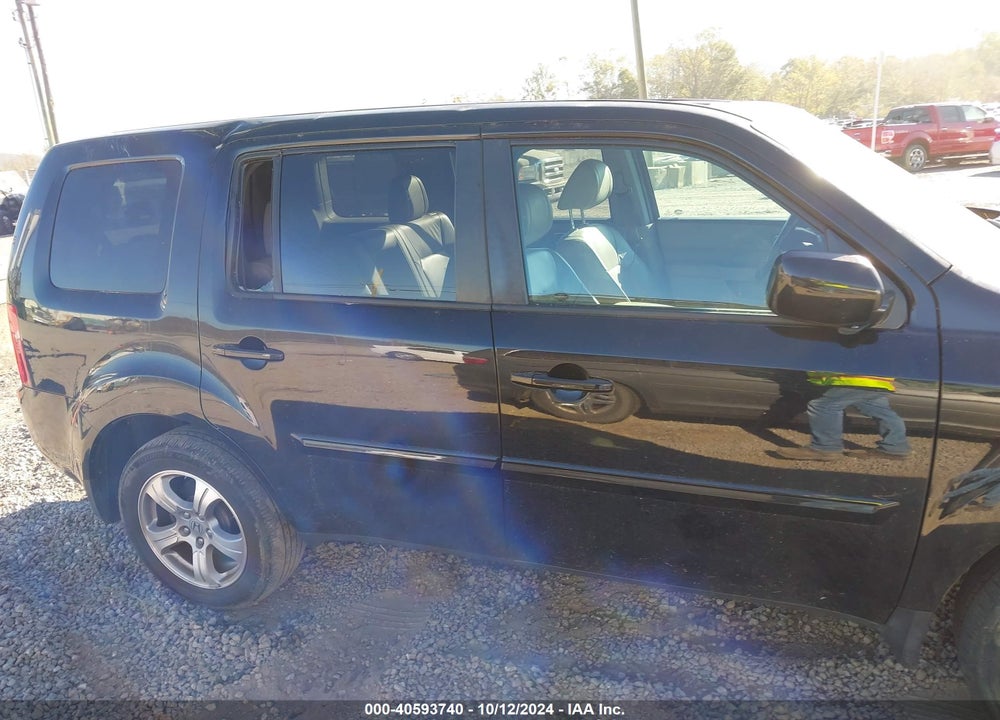 2015 HONDA PILOT EX-L VIN: 5FNYF4H57FB044628