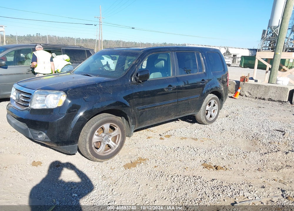 2015 HONDA PILOT EX-L VIN: 5FNYF4H57FB044628