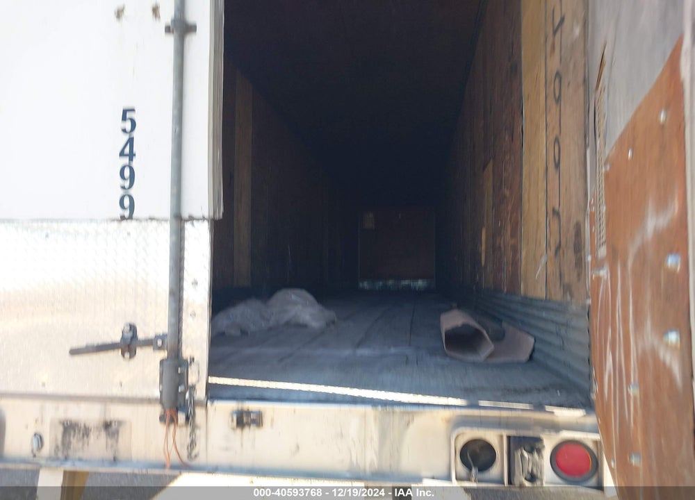2003 UTILITY TRAILER MFG --- VIN: 1UYVS25353P914210
