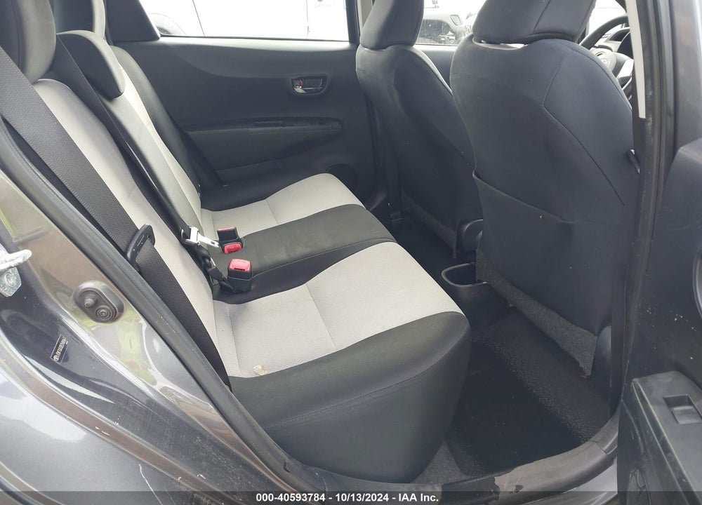 2014 TOYOTA YARIS LE (TMC/CBU PLANT) VIN: JTDKTUD30ED580667