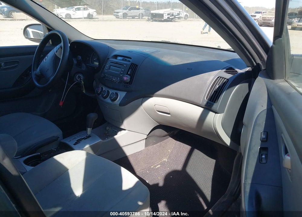2009 HYUNDAI ELANTRA VIN: KMHDU46D59U739695