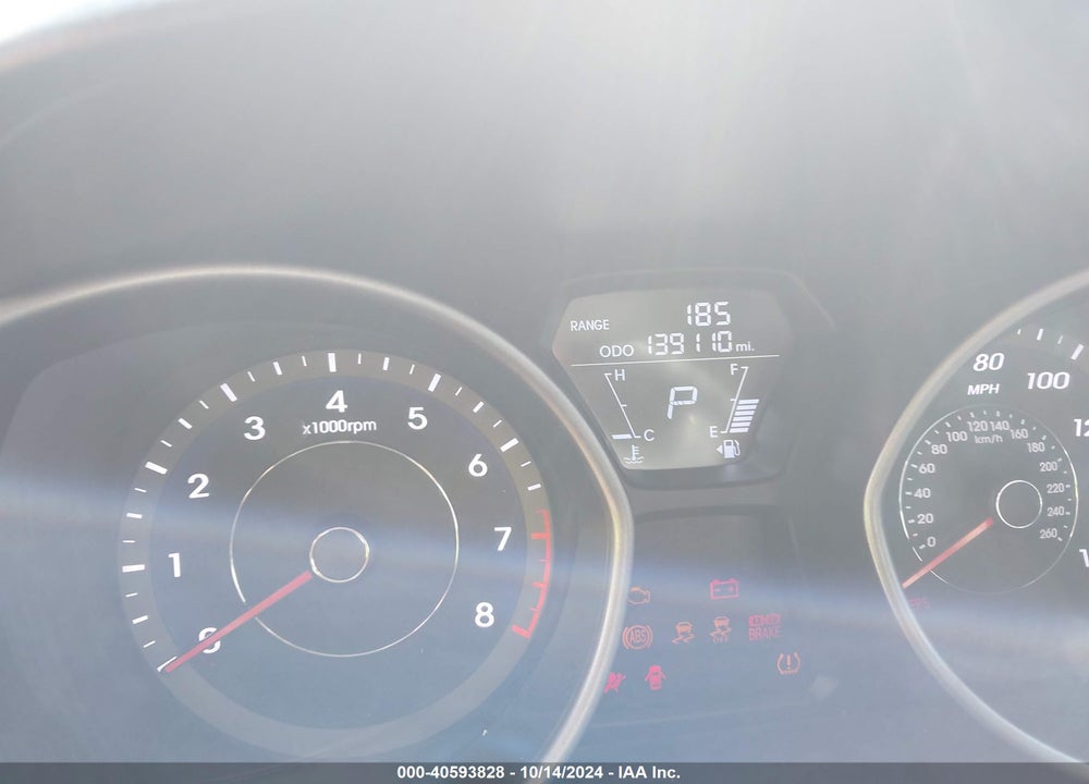 2013 HYUNDAI ELANTRA GLS VIN: 5NPDH4AE6DH409561