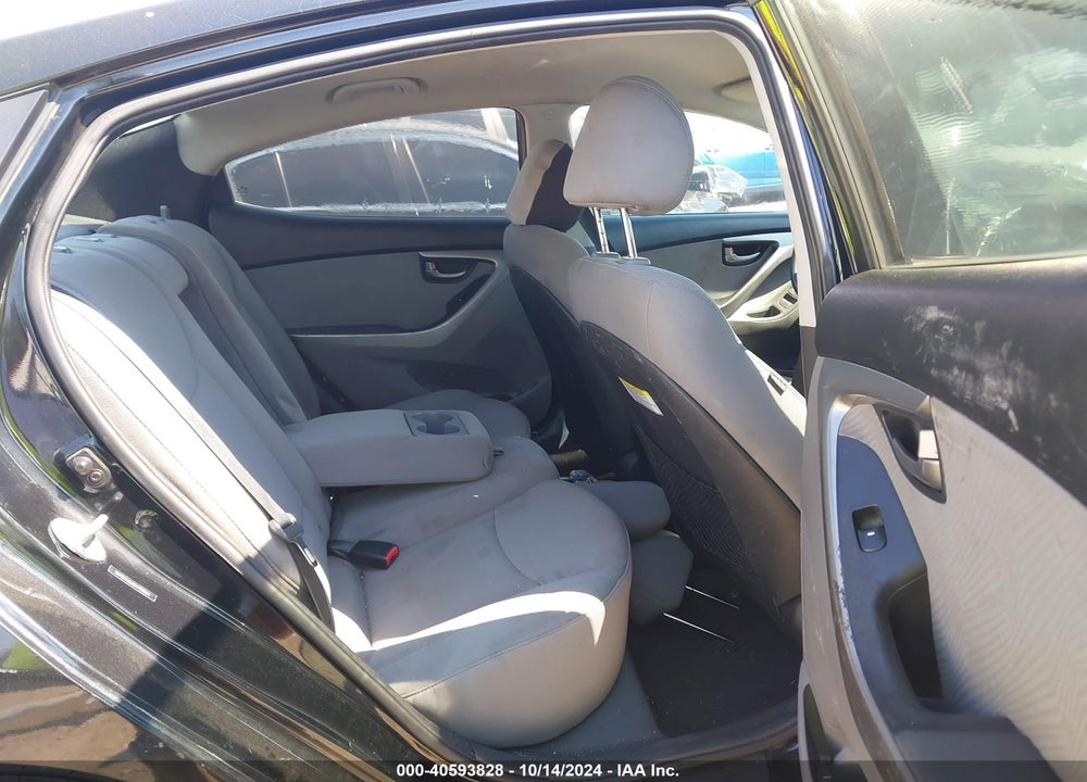 2013 HYUNDAI ELANTRA GLS VIN: 5NPDH4AE6DH409561
