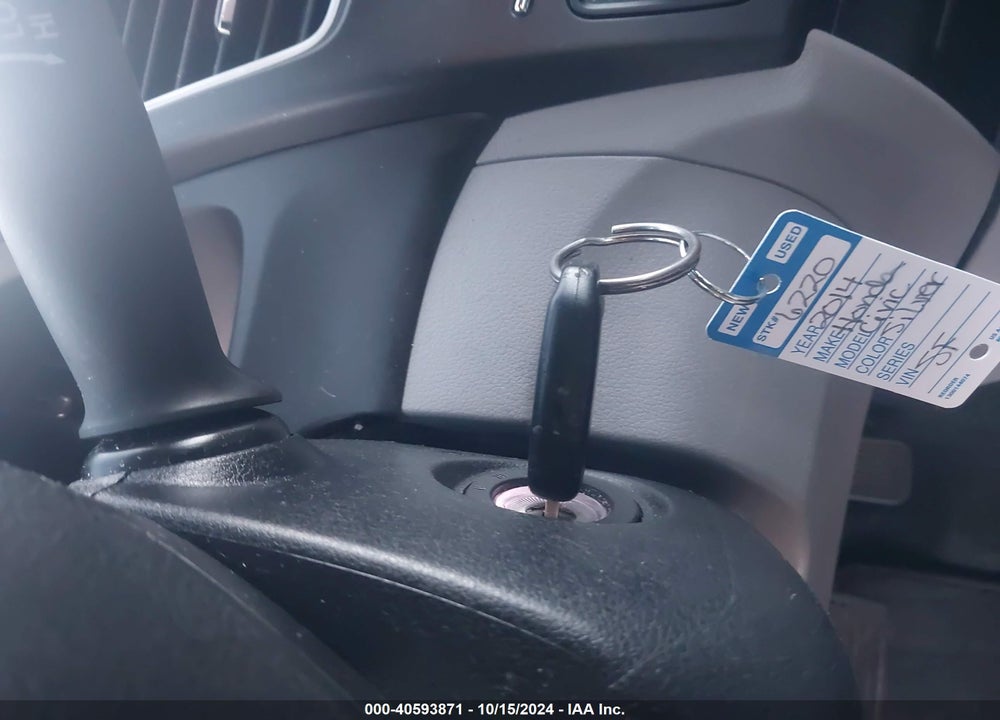 2014 HONDA CIVIC LX VIN: 2HGFB2F58EH525217